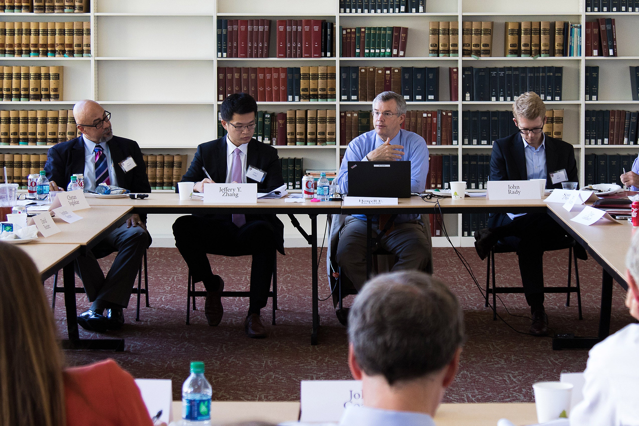 Howell Jackson hosts roundtable on EU-US financial regulation 1
